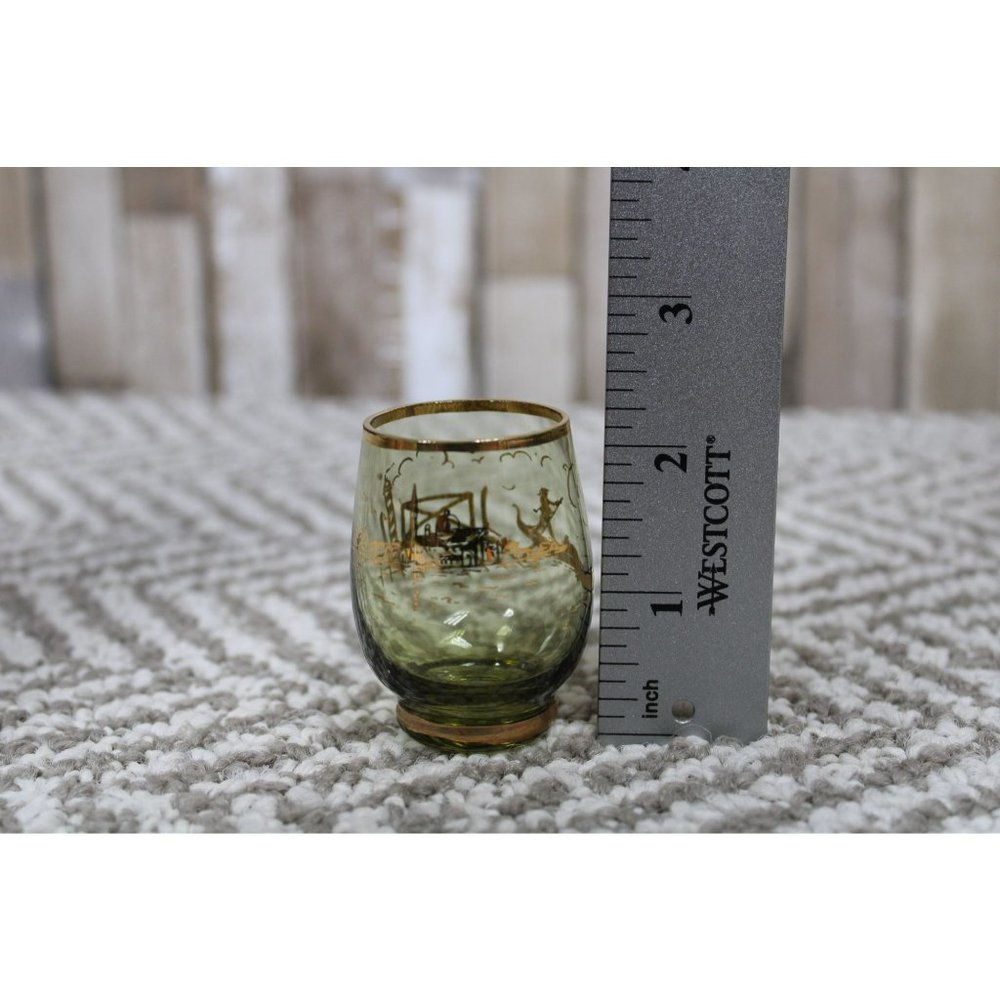 Vintage Glass Decanter Set With 5 Matching Shot Glasses - Picture 12 of 13